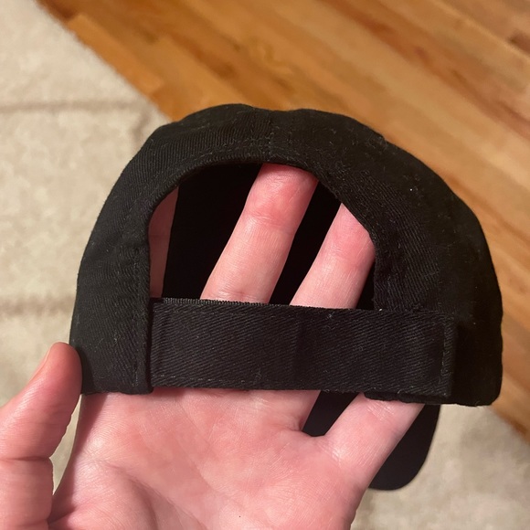 Women’s “oh hey beach day” hat - Picture 3 of 3